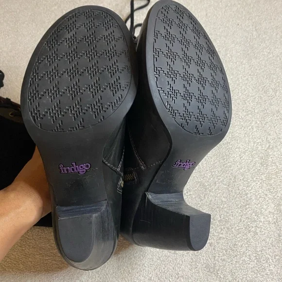 Indigo Black Lace Up Boots with Chunky Heel - Picture 4 of 8